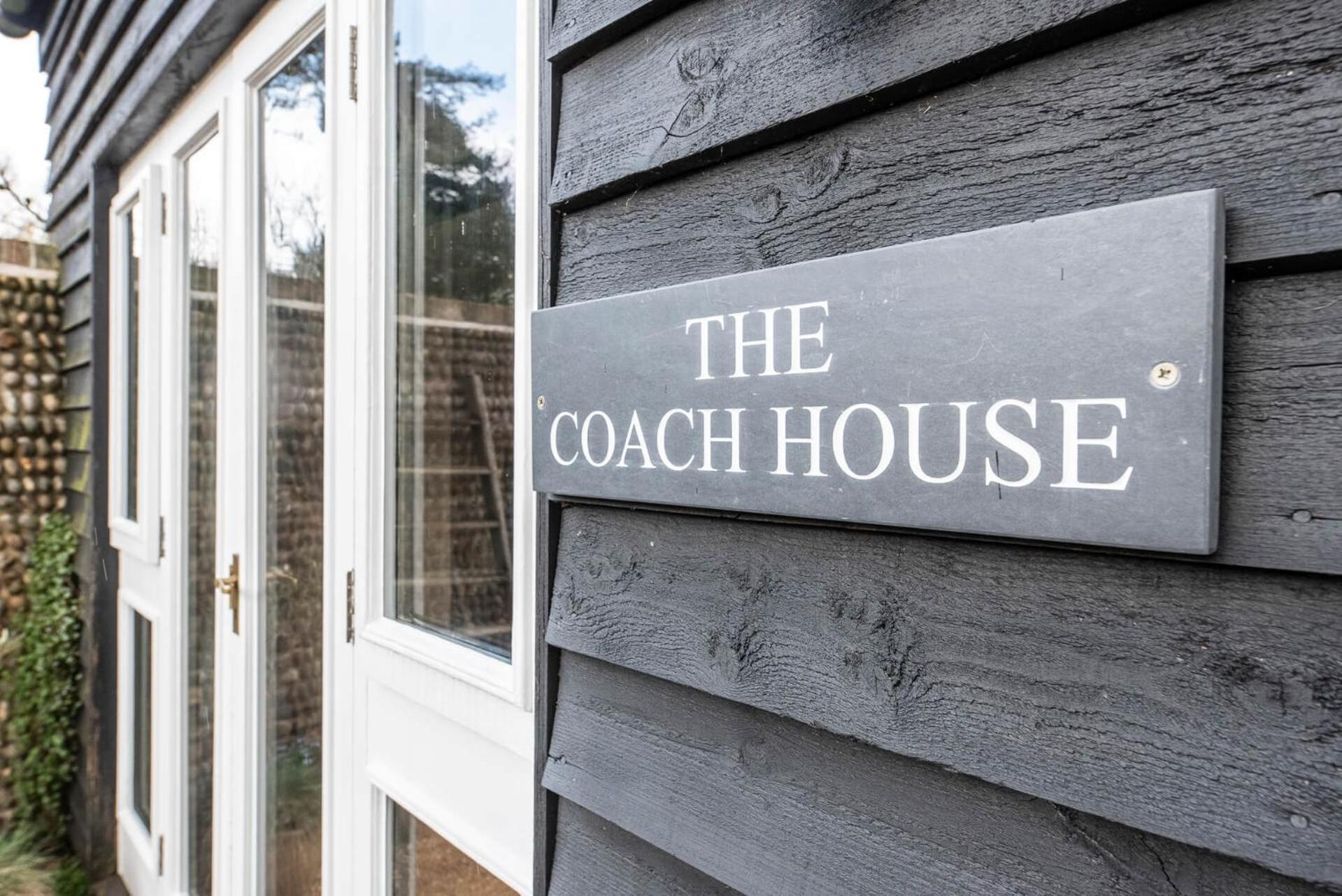 Villa The Coach House,